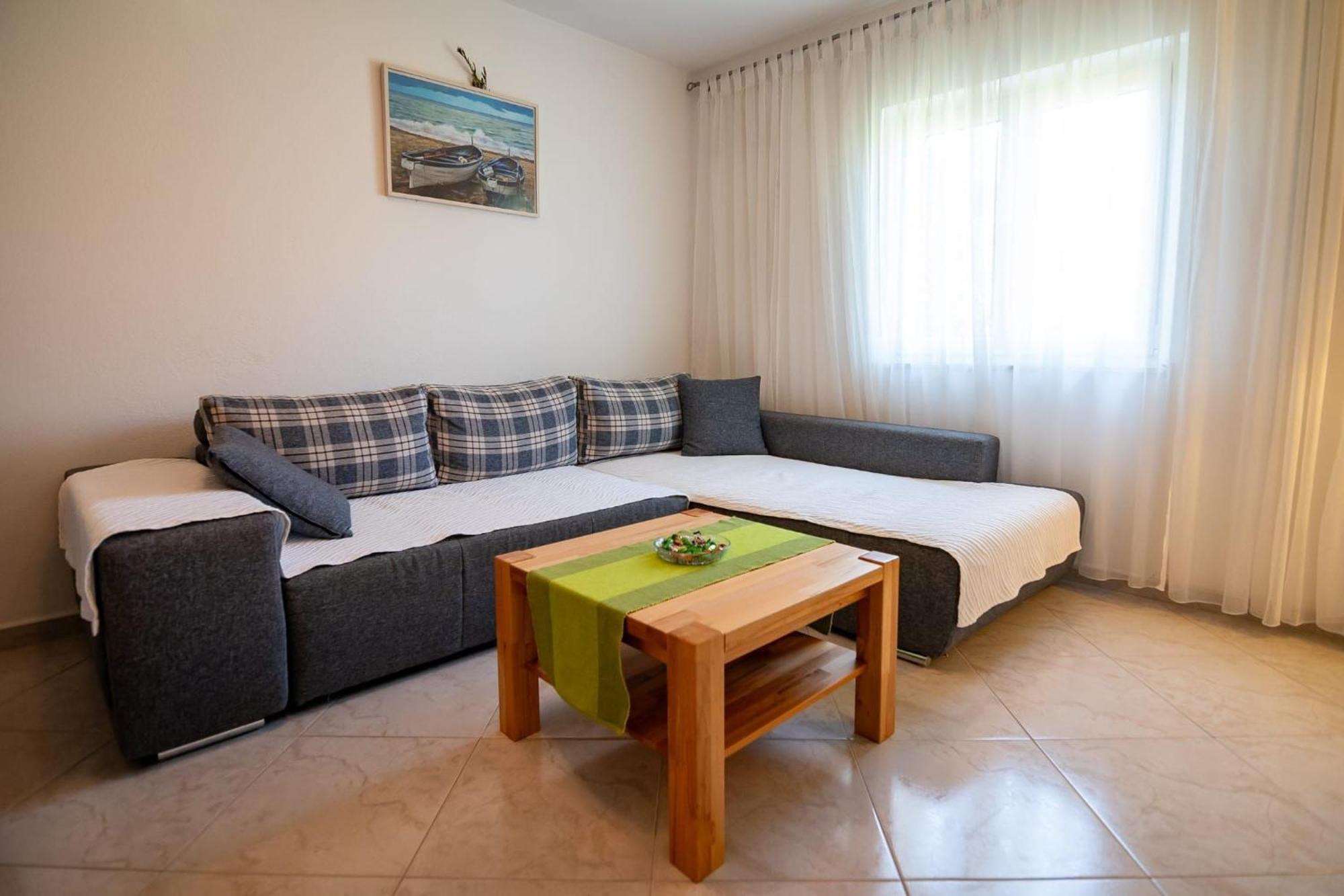 Apartments Kaja พอสติรา ภายนอก รูปภาพ